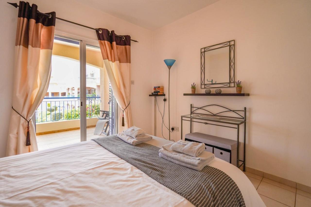 Resitour - Regina Gardens Apartment Paphos Luaran gambar