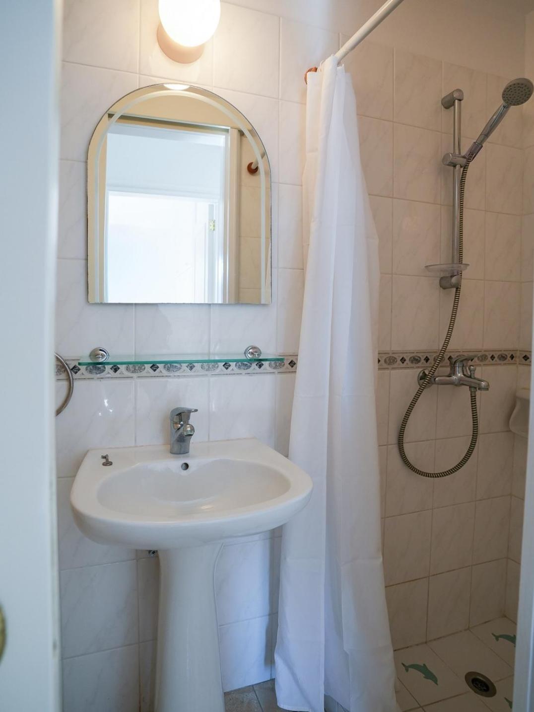 Resitour - Regina Gardens Apartment Paphos Luaran gambar