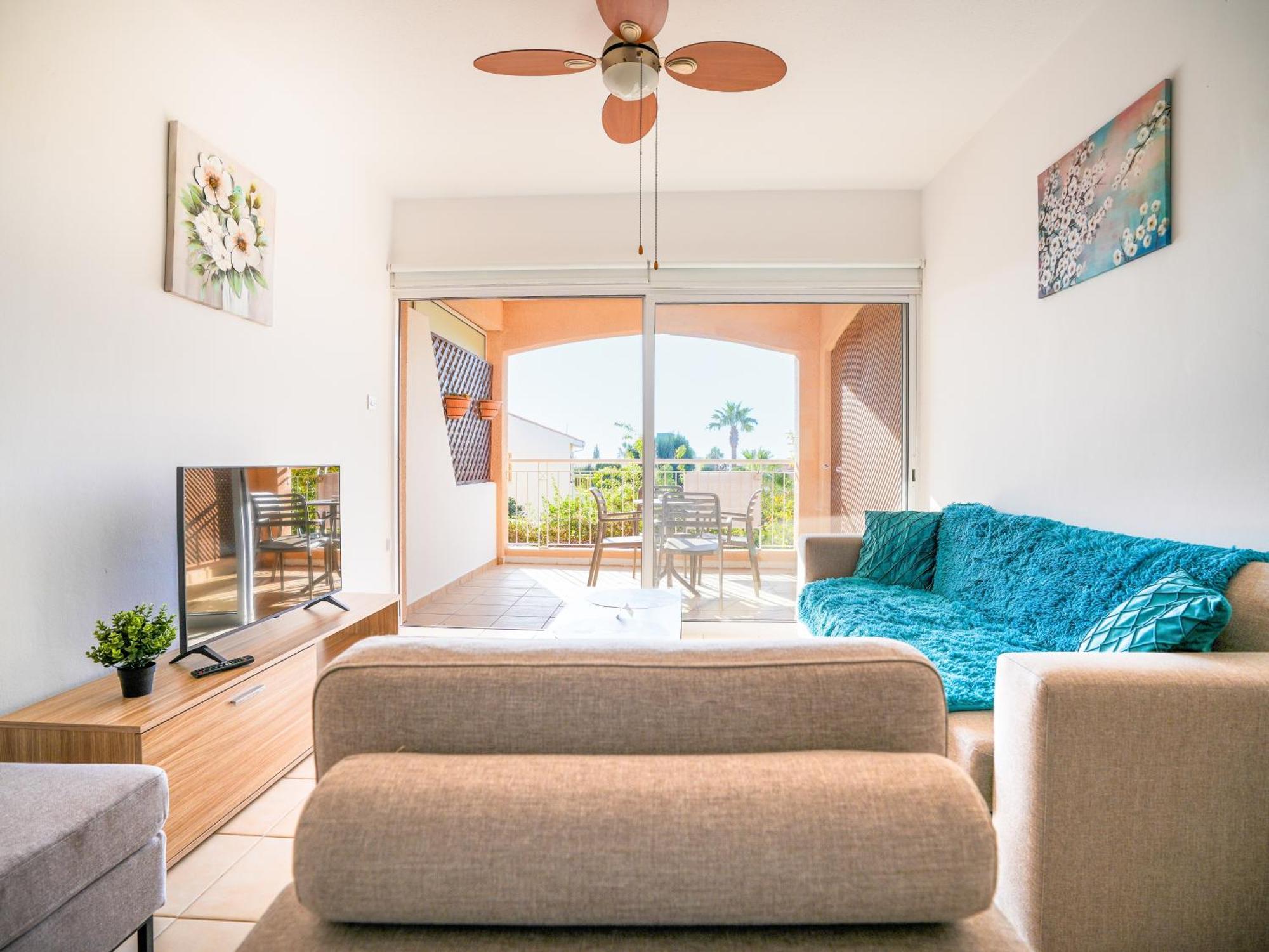 Resitour - Regina Gardens Apartment Paphos Luaran gambar