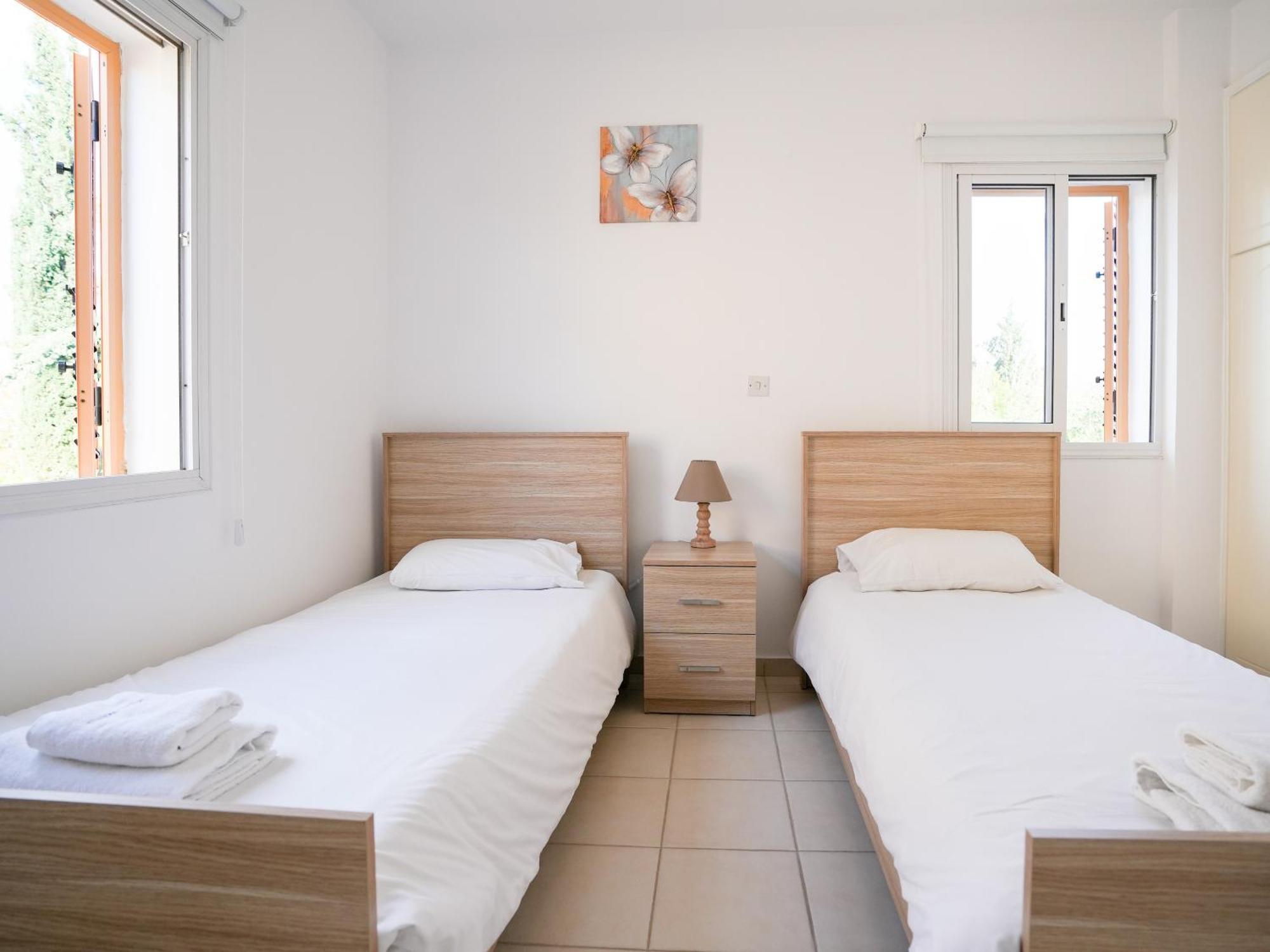 Resitour - Regina Gardens Apartment Paphos Luaran gambar
